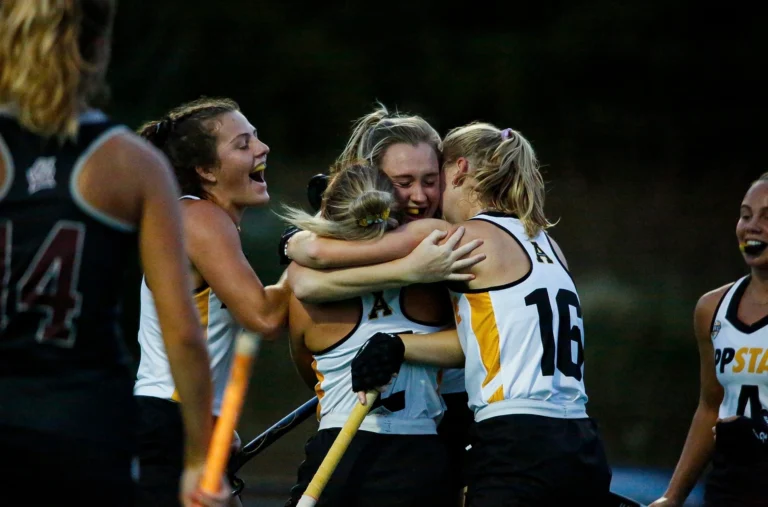 Landhockey spelaren Pauline Mangold